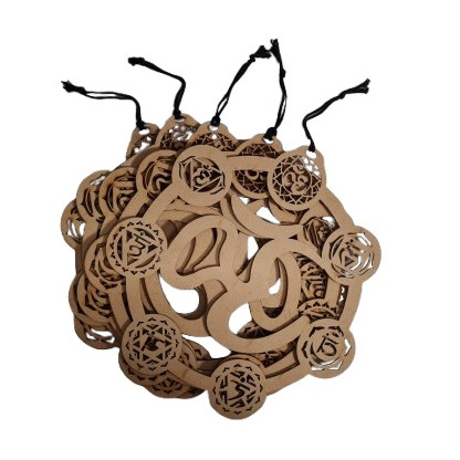 FLEUR DE VIE EN BOIS (LOT DE 5 7 CHAKRAS ET OM)