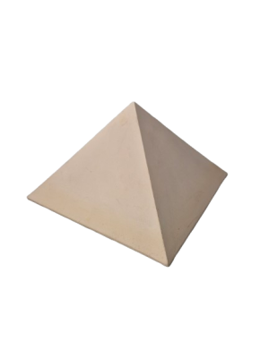 PYRAMIDE EN CERAMIQUE BLANCHE